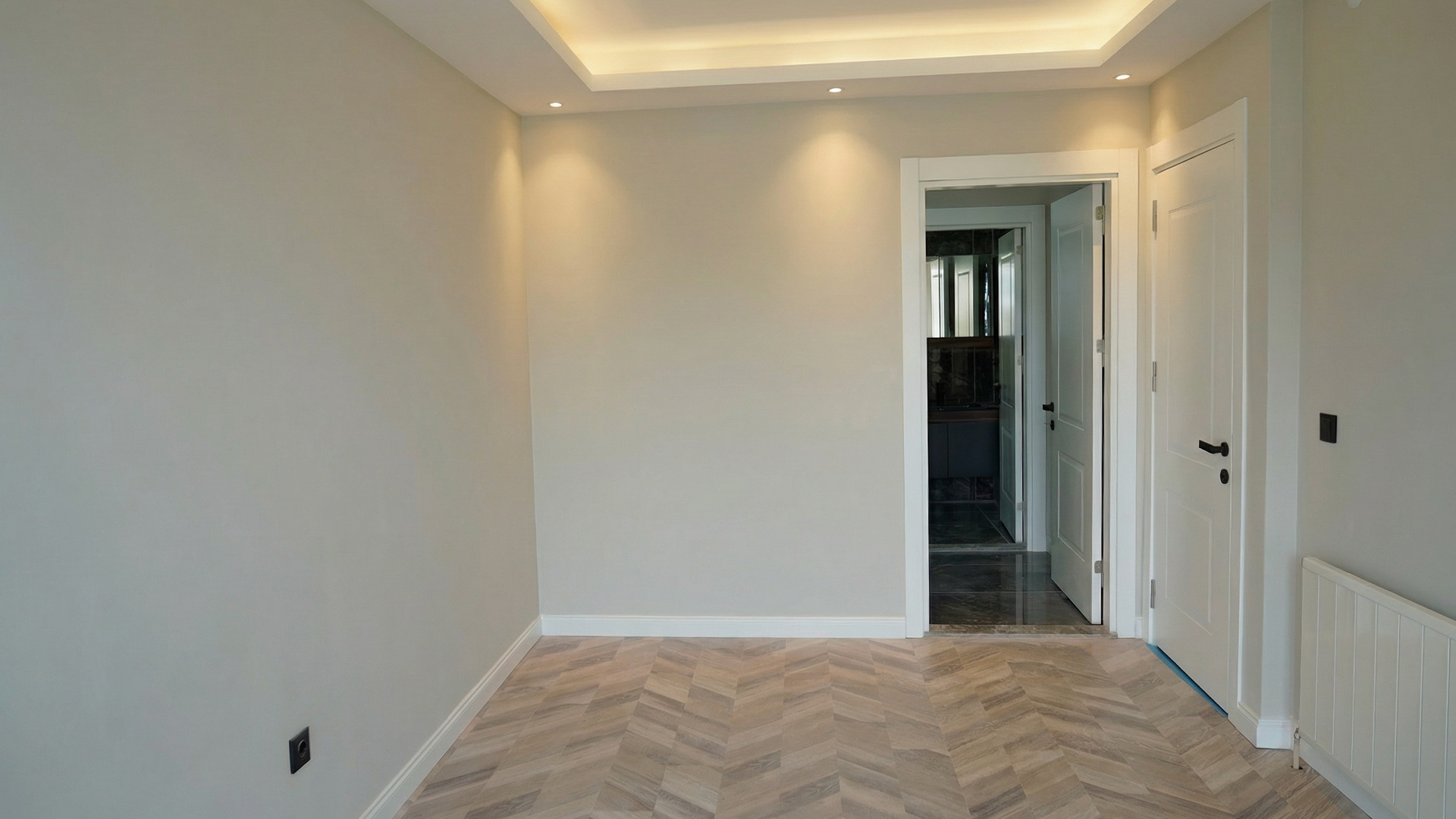 High-End Apartment in a Modern Residential Compound - Image 4